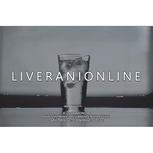 SITUATION ACQUA NEL BICCHIERE AGENZIA ALDO LIVERANI IFC