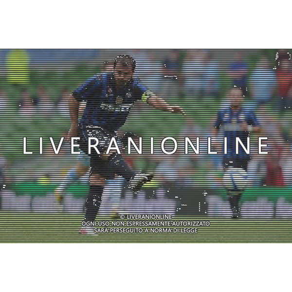 Dublino Super Cup 2011 Inter-Celtic-Manchester City-Airtricity League Dublino (Irlanda) - 31.07.2011 Inter-Manchester City Nella Foto:dejan stankovic prova il tiro /Ph.Vitez-Ag. Aldo Liverani