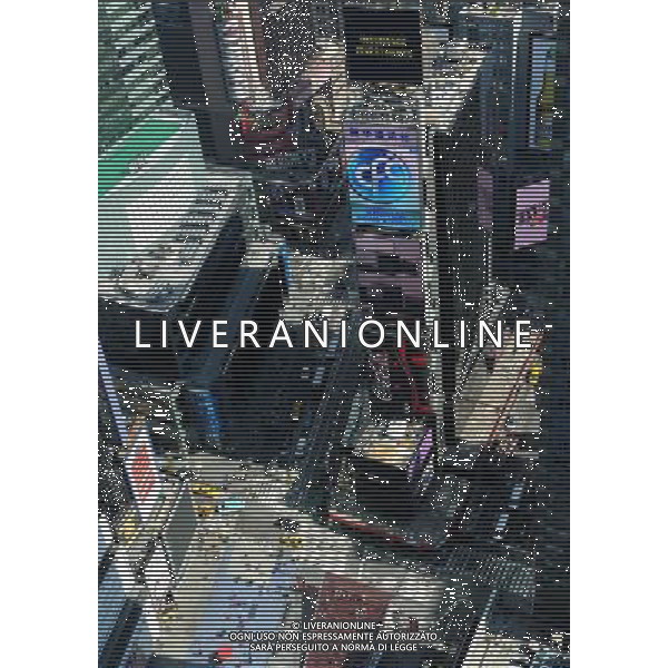 (110801) -- NEW YORK, Aug. 1, 2011 () -- Photo taken on August 1, 2011 shows the advertising screen at Times Square in New York, the United States. China\'s Gallery Media Co., Ltd. launched a test run of its advertising screen at Times Square on Monday, becoming the first Chinese company to take over the advertising space at the \'World\'s Crossroads.\' (/Shen Hong)(srb)