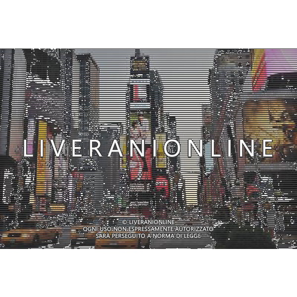 (110801) -- NEW YORK, Aug. 1, 2011 () -- Photo taken on August 1, 2011 shows the advertising screen at Times Square in New York, the United States. China\'s Gallery Media Co., Ltd. launched a test run of its advertising screen at Times Square on Monday, becoming the first Chinese company to take over the advertising space at the \'World\'s Crossroads.\' (/Shen Hong)(srb)