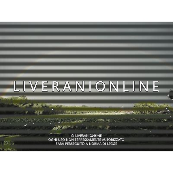 (110801) -- CHANGCHUN, Aug. 1, 2011 () -- Rainbow is seen over a lotus pond at the Nanhu Park in Changchun, capital of northeast China\'s Jilin Province, Aug. 1, 2011. (/Liu Yiran)(mcg)