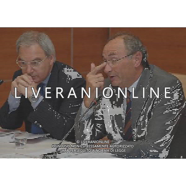 MILANO 3/8/2011 UNICREDIT VIA T. GROSSI PRESENTAZIONE RISULTATI SECONDO TRIMESTRE UNICREDIT NELLA FOTO FEDERICO GHIZZONI E MAURIZIO BERETTA FOTO BROMANO/AG ALDO LIVERANI