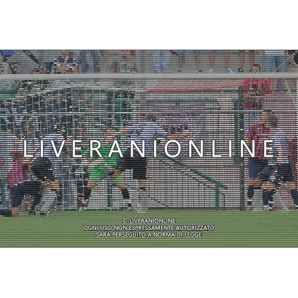 Coppa Italia - TIM Cup 2011-2012 Alessandria 6-08-2011 Alessandria - Casertana nella foto: Cammaroto sbaglia il 2 a 0 foto Roberto Garavaglia - ag. Aldo Liverani sas