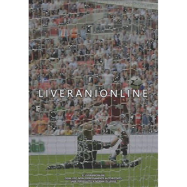 ©© Sean Ryan /IPS/© Sean Ryan /IPS/MAXPPP - 07/08/2011 ; London ; UK - Nani of Manchester United scores the equaliser for United..Manchester City v Manchester United.FA Community Shield.Wembley Stadium, London, .7/08/11 .Photo by Sean Ryan.Mobile 07971 400939 .(IPS PHOTO AGENCY) - 21 Delisle road - London SE28 0JD- tel: 020 88 55 1 008 - ******************* UK OUT *******************