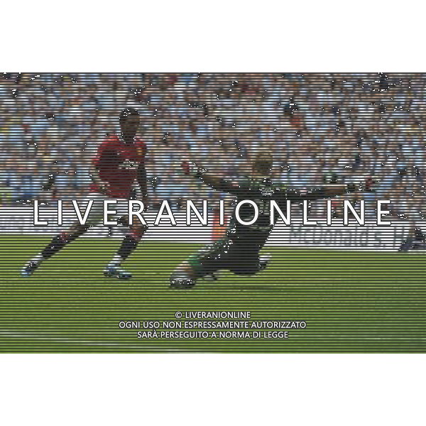 ©© Sean Ryan /IPS/© Sean Ryan /IPS/MAXPPP - 07/08/2011 ; London ; UK - Nani of Manchester United goes around Joe Hart of Manchester City to score the winner..Manchester City v Manchester United.FA Community Shield.Wembley Stadium, London, .7/08/11 .Photo by Sean Ryan.Mobile 07971 400939 .(IPS PHOTO AGENCY) - 21 Delisle road - London SE28 0JD- tel: 020 88 55 1 008 - ******************* UK OUT *******************