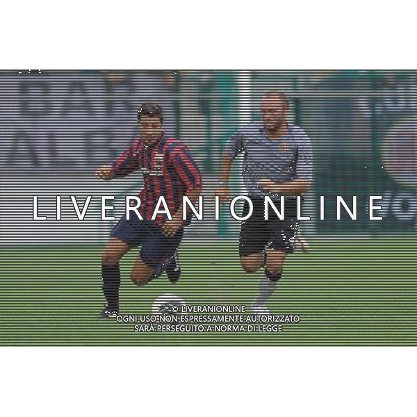 Coppa Italia - TIM Cup 2011-2012 Alessandria 6-08-2011 Alessandria - Casertana nella foto: Vincenzo Pontillo (Casertana) a SX e Fabio Roselli (Alessandria) foto Roberto Garavaglia - ag. Aldo Liverani sas