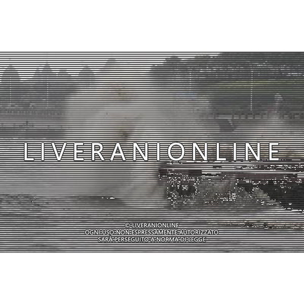 (110808) -- YANTAI, Aug. 8, 2011 () -- Photo taken on Aug. 8, 2011 shows the big waves at the coast in Yantai, east China\'s Shandong Province. More than 360,000 people were evacuated in east China\'s Shandong Province on Monday as tropical storm Muifa continues to move along the country\'s eastern coast. (/Wu Qiancai) (sc)