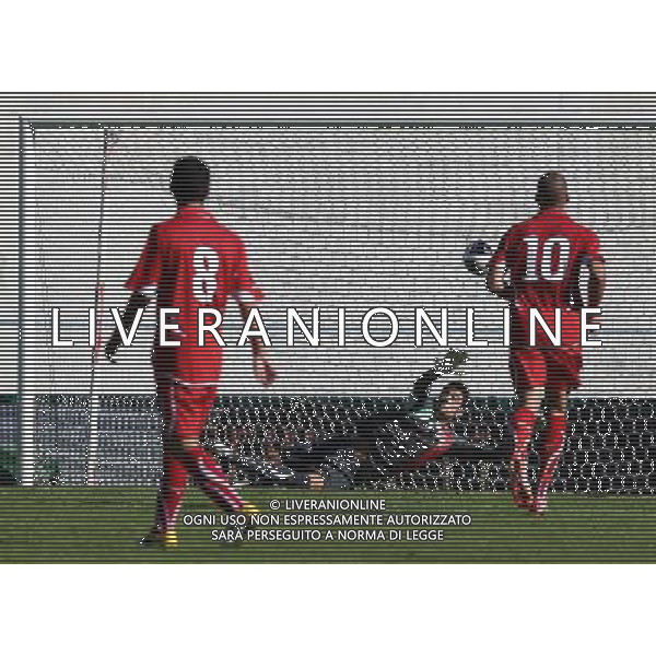 VARESE - 10/08/2011 - NAZIONALE UNDER 21 / AMICHEVOLE ITALIA VS SVIZZERA- NELLA FOTO: IL GOL DELL\'1-0 REALIZZATO DA ZUBER - FOTO FRANCESCA SOLI / AGENZIA LIVERANI