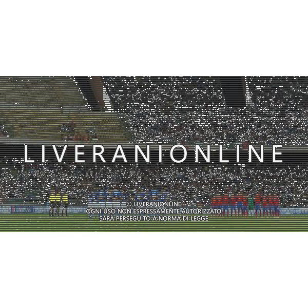 Amichevole Internazionale Bari - 10.08.2011 Italia-Spagna Nella Foto:minuto di silenzio /Ph.Vitez-Ag. Aldo Liverani