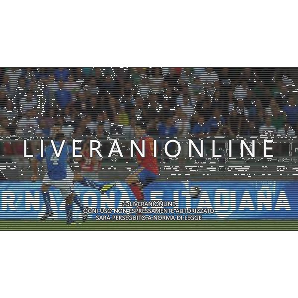 Amichevole Internazionale Bari - 10.08.2011 Italia-Spagna Nella Foto:criscito colpisce il palo /Ph.Vitez-Ag. Aldo Liverani