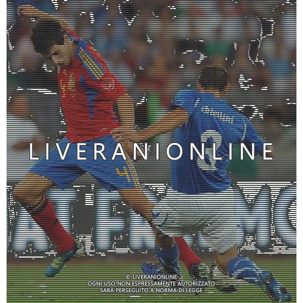 Amichevole Internazionale Bari - 10.08.2011 Italia-Spagna Nella Foto:chiellini ferma martinez /Ph.Vitez-Ag. Aldo Liverani