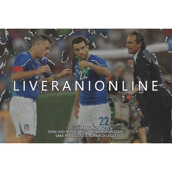 Amichevole Internazionale Bari - 10.08.2011 Italia-Spagna Nella Foto:prandelli rossi cassano /Ph.Vitez-Ag. Aldo Liverani