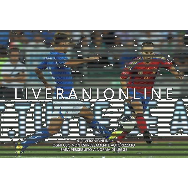 Amichevole Internazionale Bari - 10.08.2011 Italia-Spagna Nella Foto:iniesta criscito /Ph.Vitez-Ag. Aldo Liverani