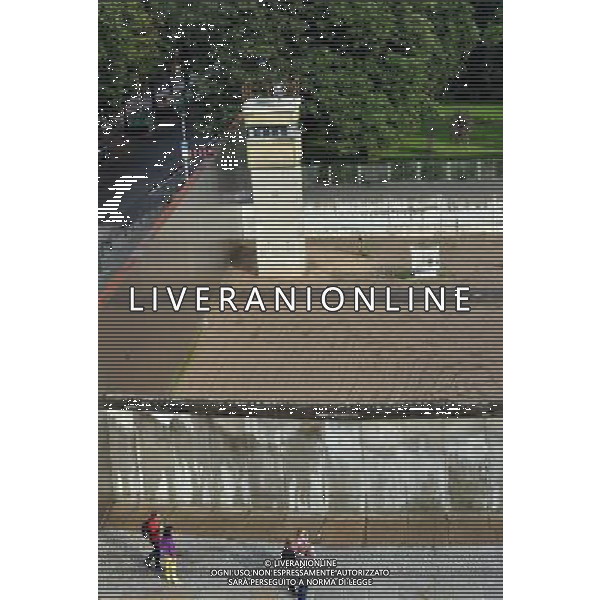 (110810) -- BERLIN, August 10, 2011 () -- Toursits visit former Watchtower over so called \'Dead Strip\' on the Berlin Wall at Bernauer street in Berlin, capital of Germany on August 4, 2011. Berlin is marking the 50th anniversary of the Berlin Wall, which started building on August 13, 1961. (/Ma Ning)