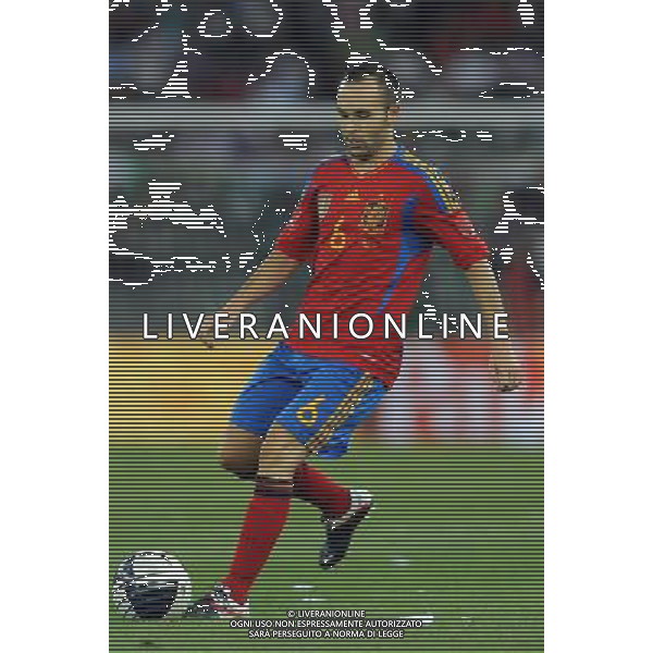 Amichevole Internazionale Bari - 10.08.2011 Italia-Spagna Nella Foto:Andres Iniesta /Ph.Vitez-Ag. Aldo Liverani