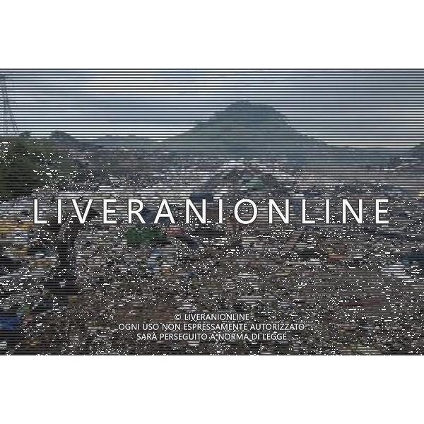 (110811) -- PANAMA CITY, Aug. 11, 2011 () -- A man looks for recycable materials at the National Landfill located on the outskirts of Panama City, capital of Panama, Aug. 10, 2011. Residents in Kuna Nega, a squatter settlement, lack basic services and use garbage as a means of survival. (/Mauricio Valenzuela) (py)