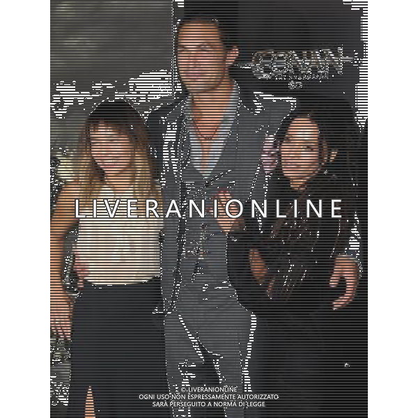 Zoe Kravitz, Jason Momoa and Lisa Bonet \'Conan The Barbarian\' World Premiere at the Regal Cinemas L.A. Live August 11, 2011 - Los Angeles, California