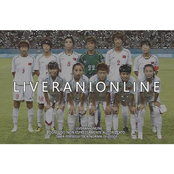 (110813) -- SHENZHEN, Aug. 13, 2011 () -- Players of China pose for photograph before the group A women\'s football match against Canada at the 26th Summer Universiade in Shenzhen, a city of south China\'s Guangdong Province, Aug. 13, 2011. China won 1-0. (/Liao Yujie)(lm)