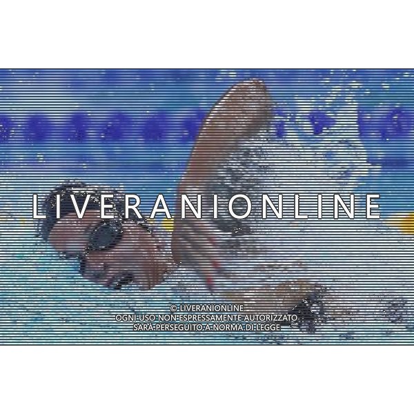 SHENZHEN, Aug. 14, 2011 Haley Anderson of the United States competes during the final of the women\'s 800m freestyle at the 26th Summer Universiade in Shenzhen, a city of south China\'s Guangdong Province, Aug. 14, 2011. Haley Anderson took the silver with 8:27.11 . (/Chen Jianli) (wll)