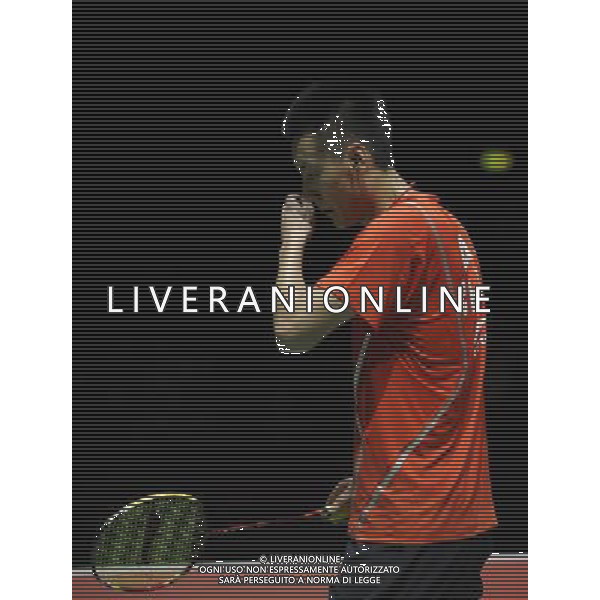 (110813) -- LONDON, Aug. 13, 2011 () -- China\'s Chen Jin reacts during his semifinal of men\'s singles against Malaysia\'s Lee Chong Wei in 2011 Badminton World Championships at Wembley Arena, London, Britain, Aug. 13, 2011. Chen lost 0-2. (/Zeng Yi)(wll)