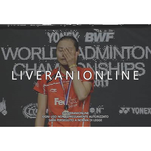 LONDON, Aug. 14, 2011 China\'s Wang Yihan reacts during the awarding ceremony for women\'s singles in 2011 Badminton World Championships at Wembley Arena, London, Britain, Aug. 14, 2011. Wang Yihan claimed the title after defeated Chinese Taipei\'s Cheng Shao Chieh by 2 0 in the final. (/Zeng Yi)(kh)
