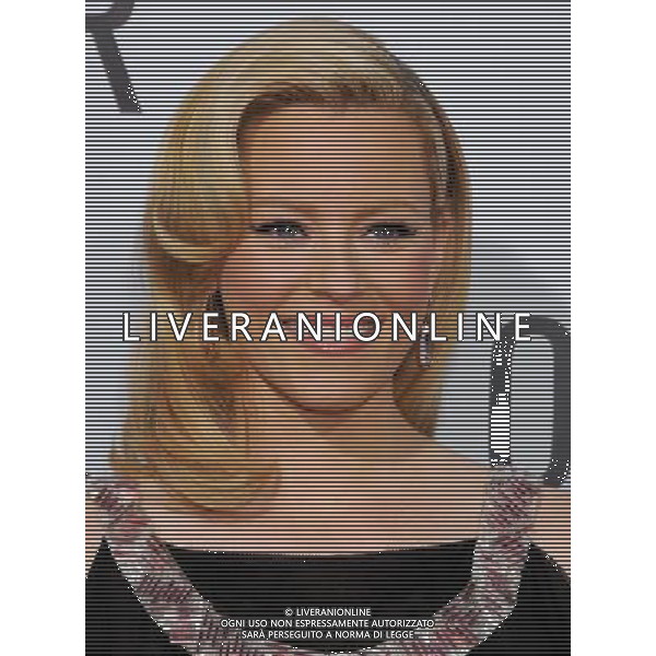 Elizabeth Banks Photo by Gilbert Flores \'Our Idiot Brother\' - Los Angeles Premiere at the ArcLight Cinemas Cinerama Dome August 16, 2011 - Hollywood, California