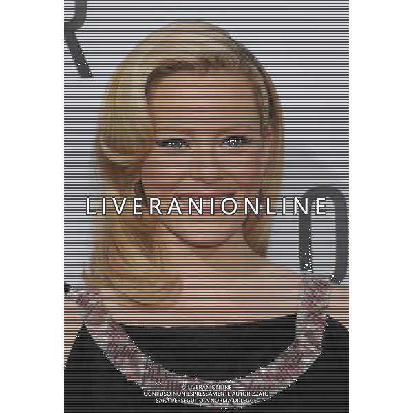 Elizabeth Banks Photo by Gilbert Flores \'Our Idiot Brother\' - Los Angeles Premiere at the ArcLight Cinemas Cinerama Dome August 16, 2011 - Hollywood, California