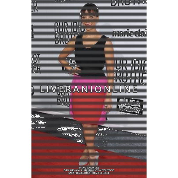 Rashida Jones Photo by Gilbert Flores \'Our Idiot Brother\' - Los Angeles Premiere at the ArcLight Cinemas Cinerama Dome August 16, 2011 - Hollywood, California