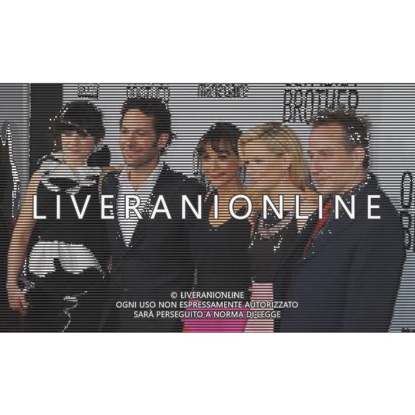 HOLLYWOOD, CA - AUGUST 16: Zooey Deschanel, Paul Rudd, Rashida Jones, Elizabeth Banks, Jesse Peretz attend the Los Angeles premiere of \'Our Idiot Brother\' at ArcLight Hollywood on August 16, 2011 in Hollywood, California.