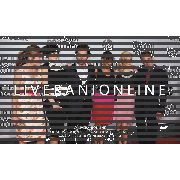 HOLLYWOOD, CA - AUGUST 16: Kathryn Hahn, Zooey Deschanel, Paul Rudd, Rashida Jones, Elizabeth Banks, Jesse Peretz attend the Los Angeles premiere of \'Our Idiot Brother\' at ArcLight Hollywood on August 16, 2011 in Hollywood, California.