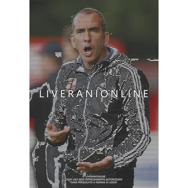 ©Kieran Galvin/Kieran Galvin ©IPS/MAXPPP - 16/08/2011 ; Dagenham ; England - 16.08.2011, Dagenham, England.Paolo Di Canio Manager of Swindon Town.npower League 2.Dagenham and Redbridge Vs Swindon Town.at The London Borough of Barking \' Dagenham Stadium, London.on 16/08/2011..Photo MANDATORY by-line: Kieran Galvin / IPS.Copyright: IPS Photo Agency: 21 Delisle Road London SE28 0JD - Personal mobile: 07866733258 . ******************* UK OUT *******************