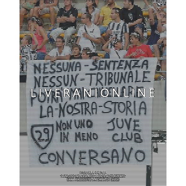 Trofeo TIM 2011 Bari - 18.08.2011 Inter-Milan-Juventus Nella Foto:striscioni /Ph.Vitez-Ag. Aldo Liverani