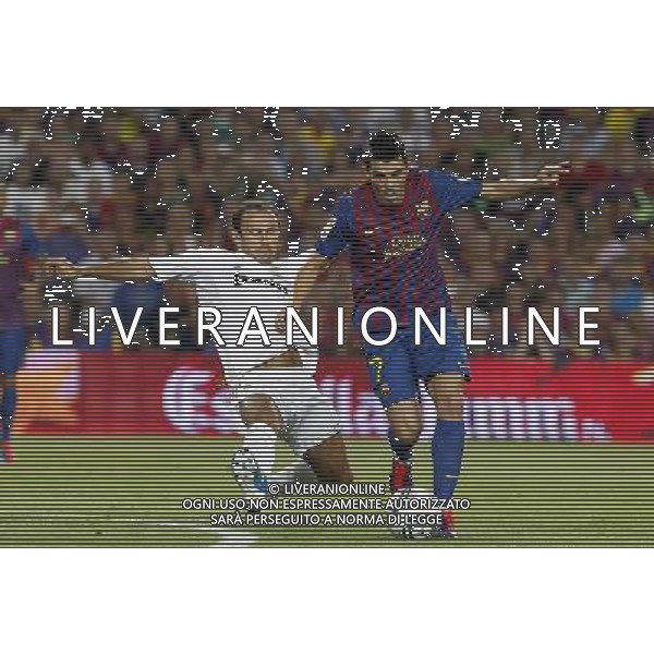 FC Barcelona\'s David Villa (l) and Real Madrid\'s Ricardo Carvalho during Spanish Supercup 2nd match.August 17,2011. Photo: Acero / Alter / ALFAQUI Photo: Acero / Alter / ALFAQUI