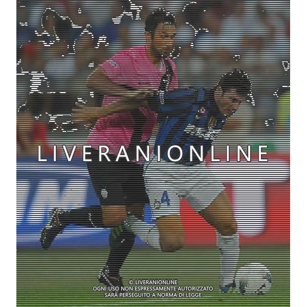 Trofeo TIM 2011 Bari - 18.08.2011 Inter-Milan-Juventus Nella Foto:vucinic-zanetti /Ph.Vitez-Ag. Aldo Liverani