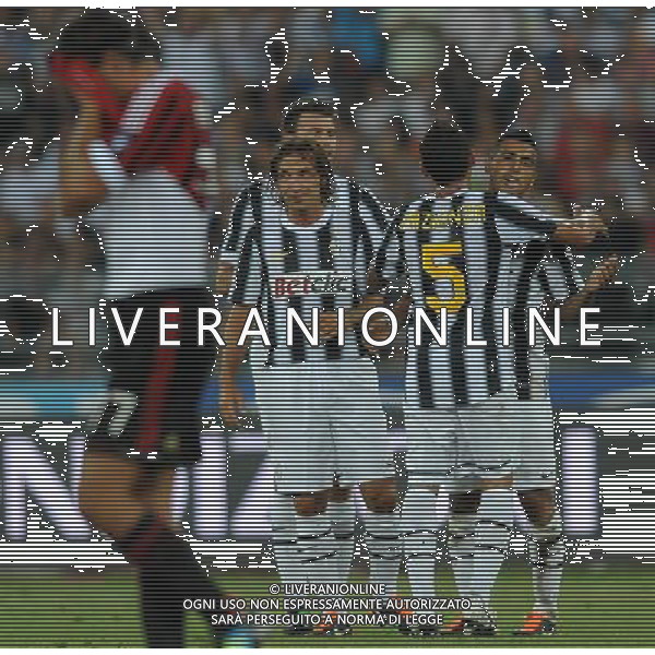 Trofeo TIM 2011 Bari - 18.08.2011 Inter-Milan-Juventus Nella Foto:vidal esulta /Ph.Vitez-Ag. Aldo Liverani