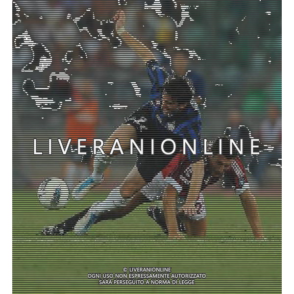 Trofeo TIM 2011 Bari - 18.08.2011 Inter-Milan-Juventus Nella Foto:milito bonera /Ph.Vitez-Ag. Aldo Liverani