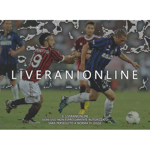 Trofeo TIM 2011 Bari - 18.08.2011 Inter-Milan-Juventus Nella Foto:castaignos zambrotta /Ph.Vitez-Ag. Aldo Liverani