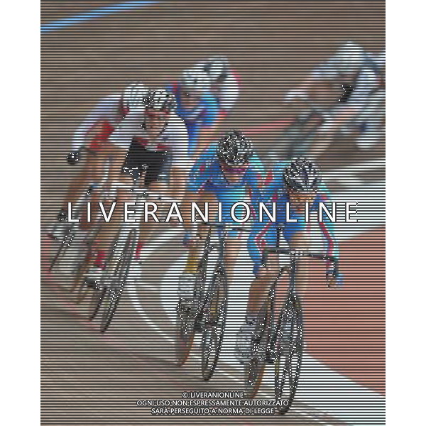 (110818) -- SHENZHEN, Aug. 18, 2011 () -- Artur Ershov (1st R) of Russia competes during men\'s 30km points race of cycling track at the 26th Summer Universiade in Shenzhen, a city of south China\'s Guangdong Province, on Aug. 18, 2011. Ershov won the gold medal with total points of 47. (/Li Ga)(wx)