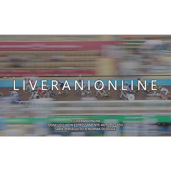 (110818) -- SHENZHEN, Aug. 18, 2011 () -- Athletes compete during men\'s 30km points race of cycling track at the 26th Summer Universiade in Shenzhen, a city of south China\'s Guangdong Province, on Aug. 18, 2011. Artur Ershov of Russia won the gold medal with total points of 47. (/Li Ga)(wx)