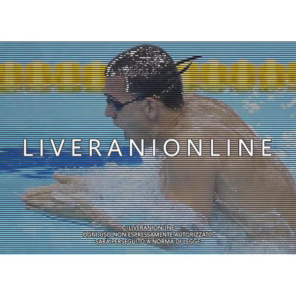(110818) SHENZHEN, Aug. 18, 2011 Laszlo Cseh of Hungary powers through water at the men\'s 400m individual medley of swimming at the 26th Summer Universiade in Shenzhen, a city of south China\'s Guangdong Province, Aug. 18, 2011. Laszlo Cseh claimed the gold of the event with a time of 4:12.67. (/Chen Jianli)