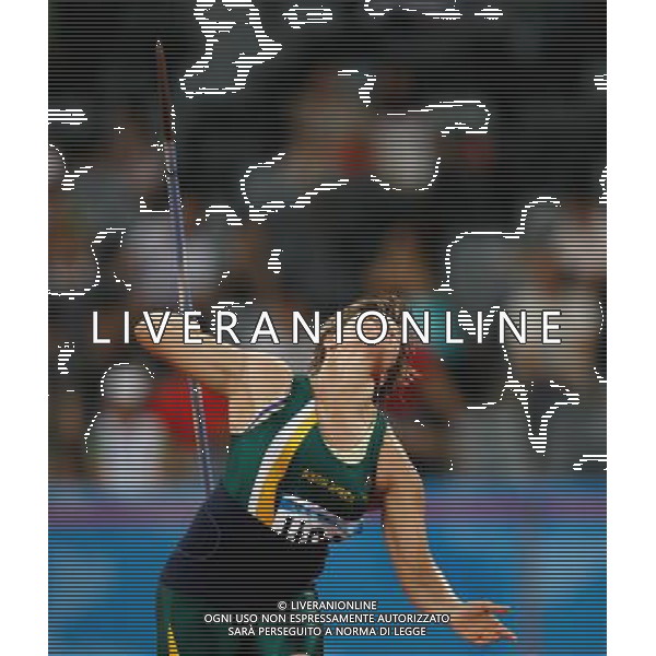 (110818) -- SHENZHEN, Aug. 18, 2011 () -- Sunette Stella Viljoen of South Africa competes during the women\'s Javelin final of athletics event at the 26th Summer Universiade, in Shenzhen, a city of south China\'s Guangdong Province, Aug. 18, 2011. Viljoen won the gold medal with 66.47 meters and set a new Asian Record. (/Li Ming) (bxf)