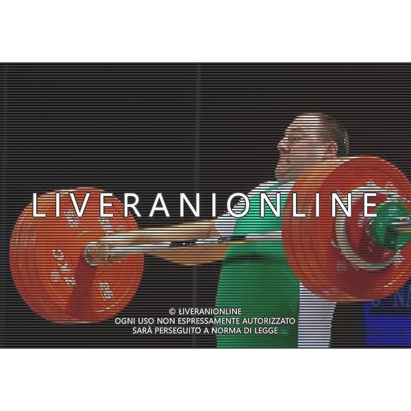 (110818) -- SHENZHEN, Aug. 18, 2011 () -- Peter Nagy of Hungary competes during the men\'s +150kg weightlifting competition at the 26th Summer Universiade in Shenzhen, a city of south China\'s Guangdong Province, Aug. 18, 2011. Peter Nagy took the silver with a total of 412kg. (/Wang Song)