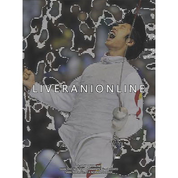 (110818) -- SHENZHEN, Aug. 18, 2011 () -- Lei Sheng of China celebrates during the men\'s foil team final of fencing event against Italy at the 26th Summer Universiade, in Shenzhen, a city of south China\'s Guangdong Province, Aug. 18, 2011. China won 45-40 and got the gold medal. (/Wang Haofei)(bxf)