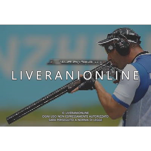 (110819) -- SHENZHEN, Aug. 19, 2011 () -- Simone Lorenzo Prosperi of Italy competes during men\'s trap of shotgun at the 26th Summer Universiade in Shenzhen, a city of south China\'s Guangdong Province, on Aug. 19, 2011. Simone Lorenzo Prosperi won the bronze medal in the event. (/Lin Yiguang)(wx)