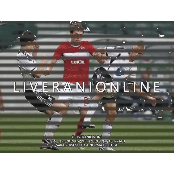 18.08.2011, WARSZAWA, PILKA NOZNA, LIGA EUROPY, UEFA EUROPA LEAGUE, LEGIA WARSZAWA - SPARTAK MOSKWA, ARTEM DZYUBA (SPARTAK), ARTUR JEDRZEJCZYK, JANUSZ GOL (LEGIA), FOT. TOMASZ JASTRZEBOWSKI / FOTO OLIMPIK/NEWSPIX.PL UEFA EUROPA LEAGUE QUALIFICATION SEASON 2011/2012 LEGIA WARSAW v SPARTAK MOSCOV --- Newspix.pl *** Local Caption *** www.newspix.pl mail us: info@newspix.pl call us: 0048 022 23 22 222 --- Polish Picture Agency by Ringier Axel Springer Poland