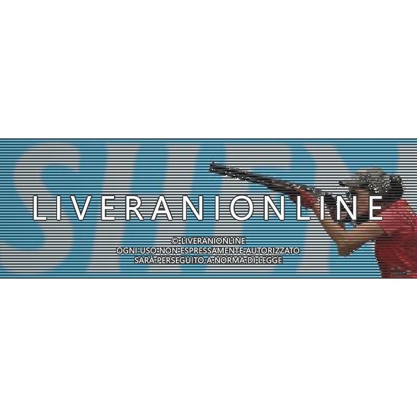 (110820) -- SHENZHEN, Aug. 20, 2011 () -- Elvira Akchurina of Kazakhstan shoots during women\'s skeet team event of shotgun at the 26th Summer Universiade in Shenzhen, a city of south China\'s Guangdong Province, on Aug. 20, 2011. Kazakhstan\'s team won the silver medal with a total score of 200. (/Lin Yiguang)(wx)