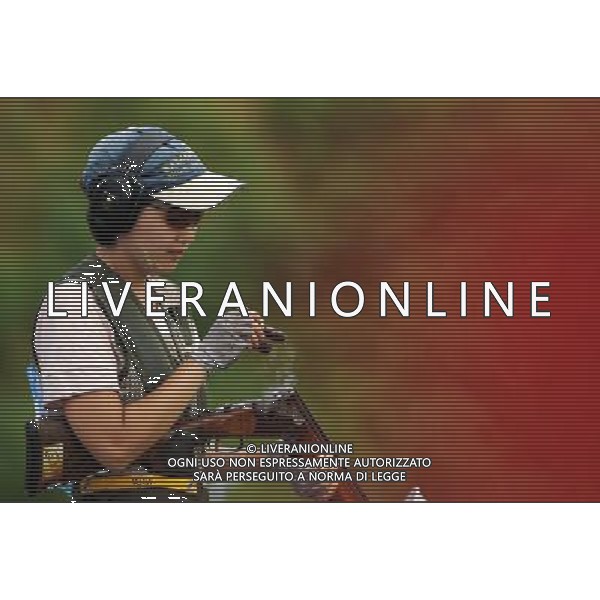 (110820) -- SHENZHEN, Aug. 20, 2011 () -- Zhaniya Aidarkhanova of Kazakhstan competes during women\'s skeet team event of shotgun at the 26th Summer Universiade in Shenzhen, a city of south China\'s Guangdong Province, on Aug. 20, 2011. Kazakhstan\'s team won the silver medal with a total score of 200. (/Lin Yiguang)(wx)