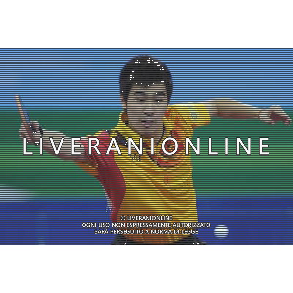(110820) -- SHENZHEN, Aug. 20, 2011 () -- Yan An of China competes during the men\'s singles finals of table tennis event against his teammate Xu Xin at the 26th Summer Universiade in Shenzhen, a city of south China\'s Guangdong Province, Aug. 20, 2011. Xu won 4-0 to claim the title. (/Yang Shiyao)(bxf)