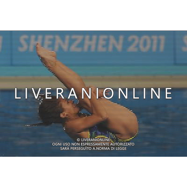 (110820) -- SHENZHEN, Aug. 20, 2011 () -- Mexico\'s Paola Espinosa competes during the women\'s 3m springboard final of diving event at the 26th Summer Universiade in Shenzhen, a city of south China\'s Guangdong Province, Aug. 20, 2011. Espinosa won the bronze medal with 323.60 points. (/Lu Hanxin)(bxf)
