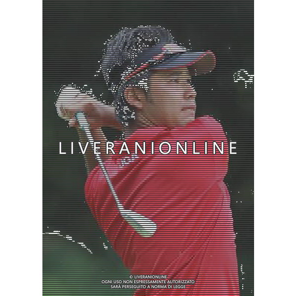 (110820) -- SHENZHEN, Aug. 20, 2011 () -- Japan\'s Matsuyama Hideki hits a shot during the men\'s individual tournament of golf event at the 26th Summer Universiade in Shenzhen, a city of south China\'s Guangdong Province, Aug. 20, 2011. Matsuyama won the gold medal with 269 strokes. (/Meng Yongmin)(bxf)
